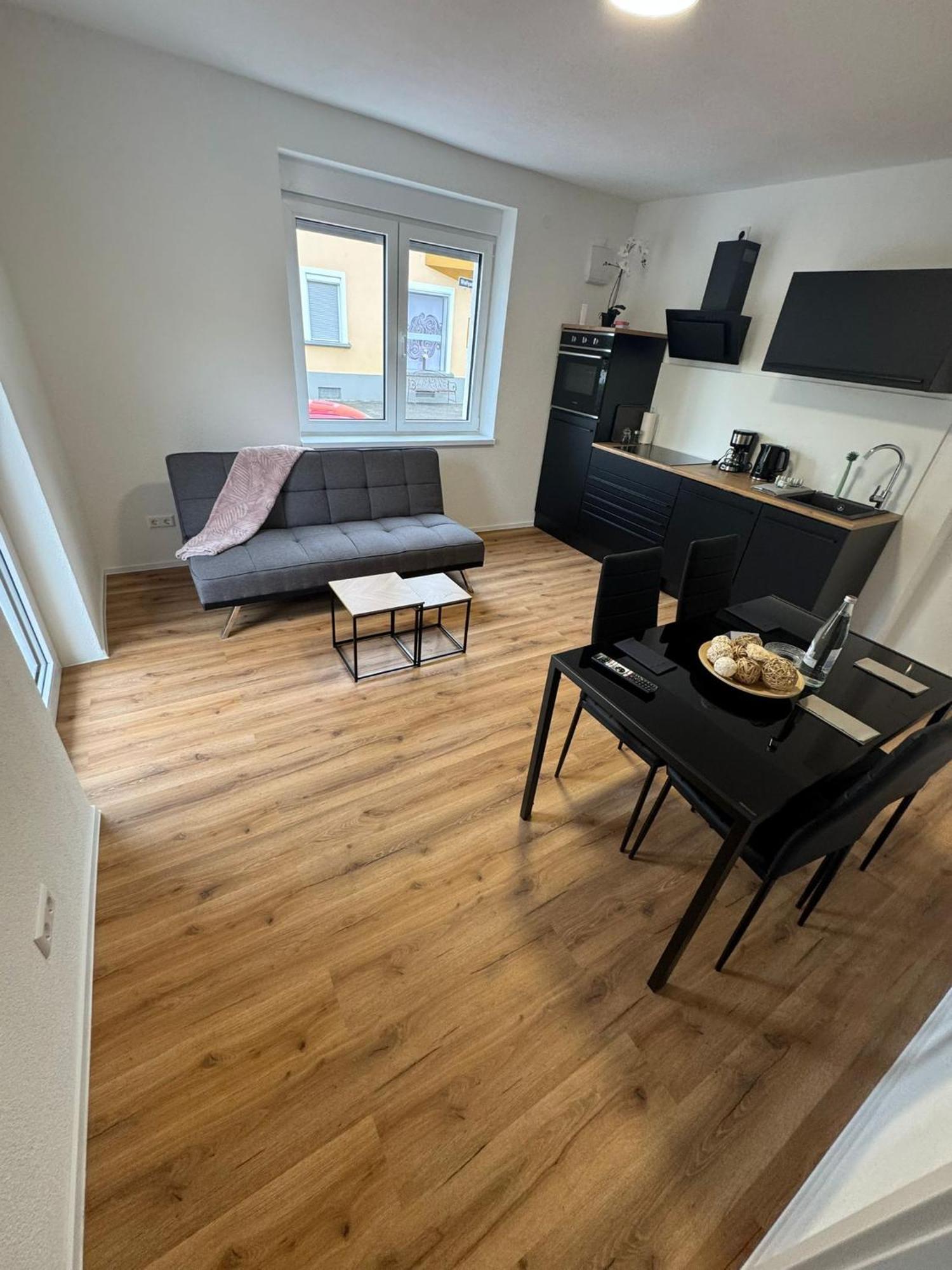 City One Apartment Friedrichshafen Buitenkant foto