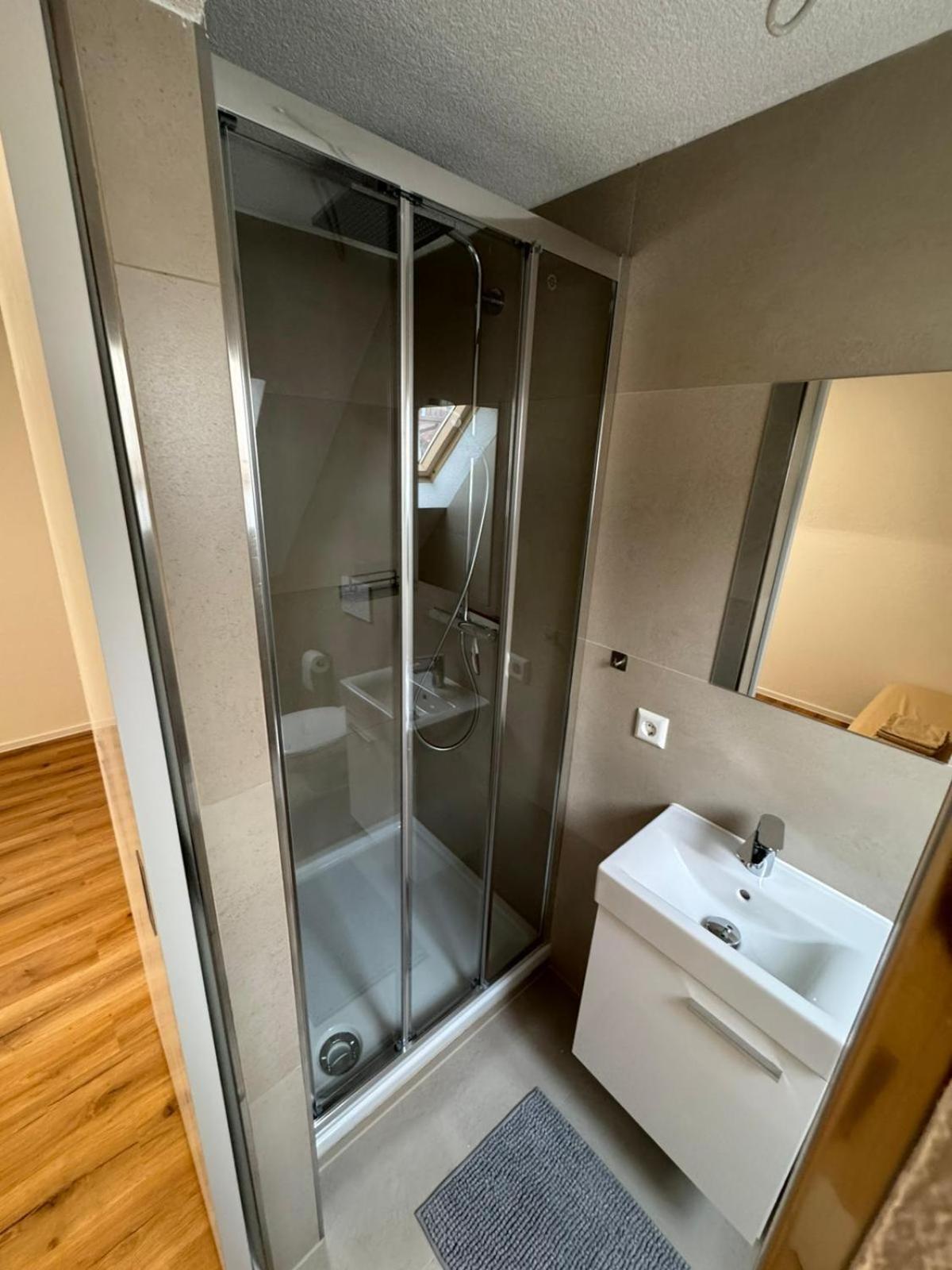 City One Apartment Friedrichshafen Buitenkant foto